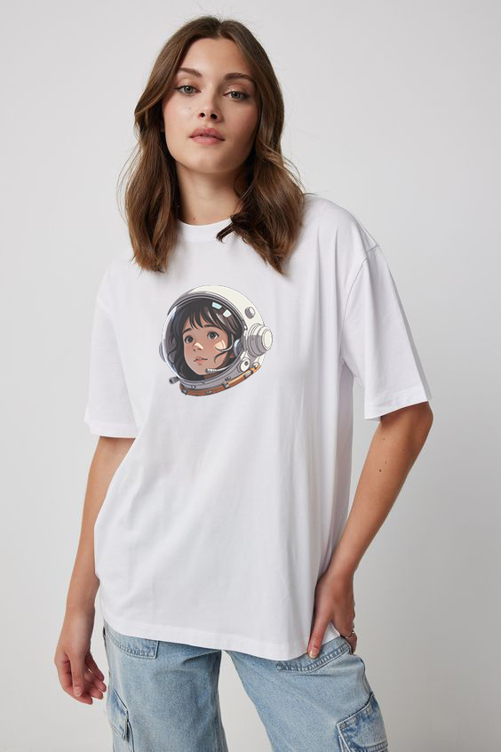 IN S P A C E Oversize t shirt